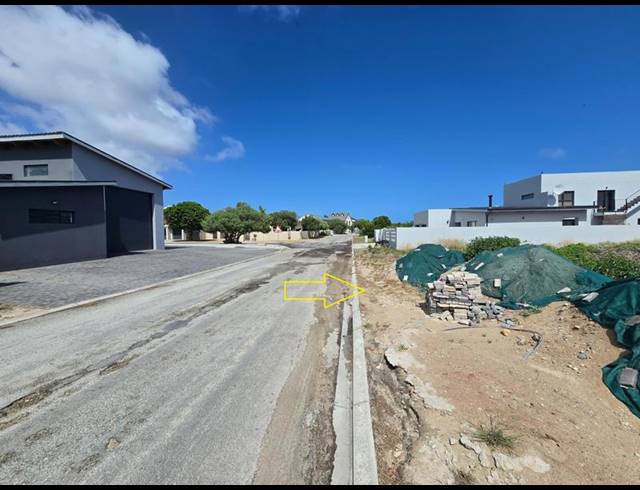 LAND FOR SALE IN BRITANNIA BAY